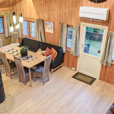 Holiday home 3 Bedroom Amazing In Sjusjoen